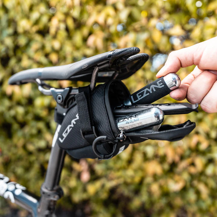 Petites sacoches de selle Caddy (3 tailles) - Lezyne
