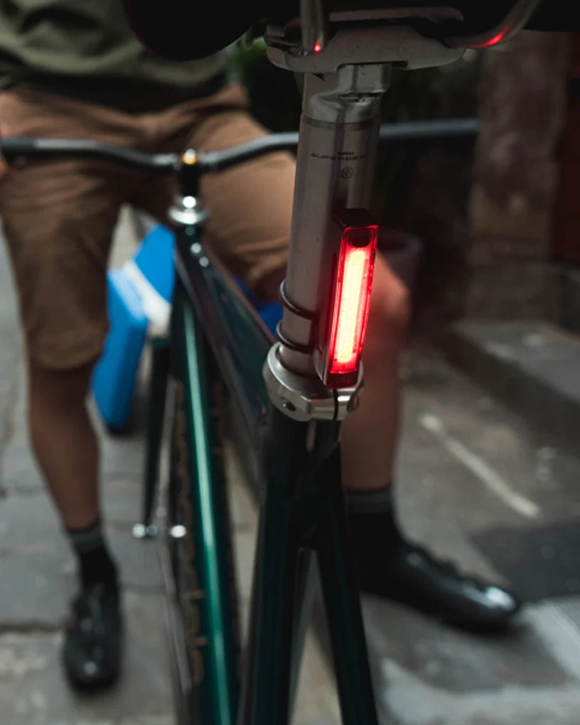 Éclairage arrière pour vélo Plus - Knog
